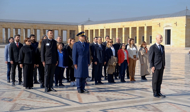 LOJİDER Yönetim Kurulu ilk ziyaretini Anıtkabir'e yaptı